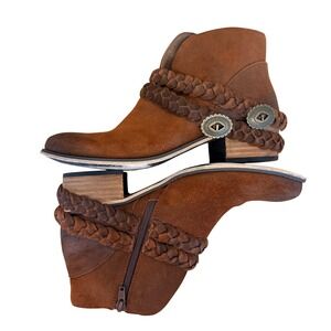 Umbrale Anthropology Brown Suede Braided Concho Ankle Booties Sz 38 Western Boho